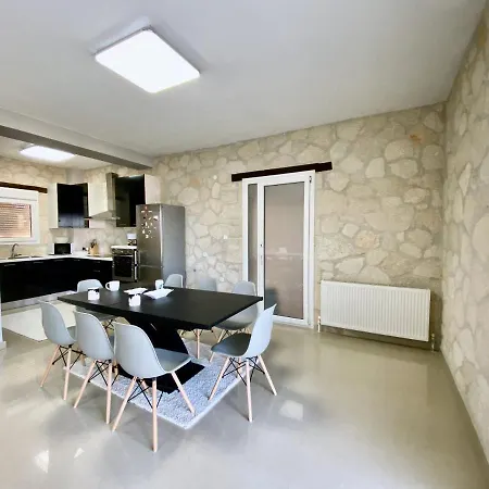 Villa Nonzmd *